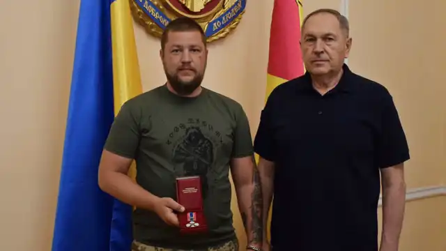 Військовий Андрій Великий отримав відзнаку “Полум’яне серце” у Кропивницькому