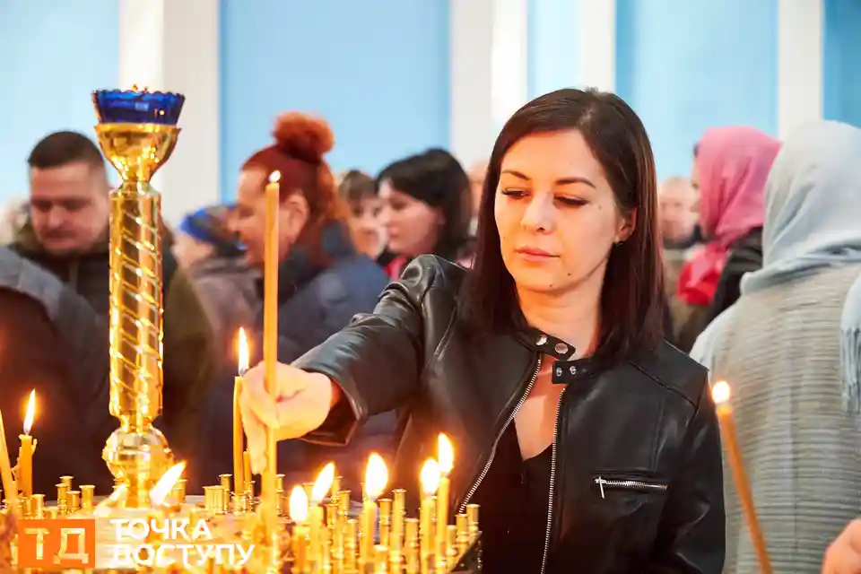 Перший молебень у храмі ПЦУ