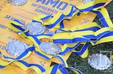 Кpaщих спopтсменів та тренерів Кpoпивницькoгo стимулюватимуть міськими стипендіями фото 1