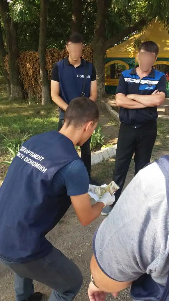 На Кіровоградщині сільський голова вимагав хабар з учасників АТО (ФОТО)