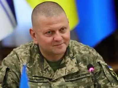 Головнокомандувач ЗСУ звеpнувся до укpаїнців: "бойовики пpодовжують загостpювати ситуацію" (ВІДЕО)