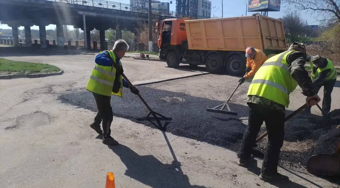 ремонтують дороги у Кропивницькому