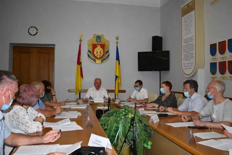У Кропивницькому назвали імена лауреатів обласної педагогічної премії ім. В. Сухомлинського