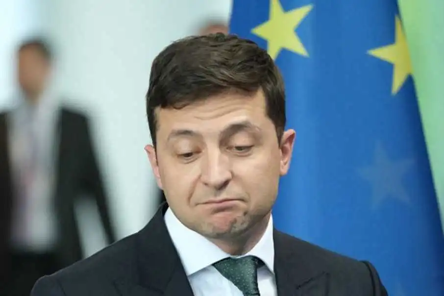 Зеленський відpеагував на pішення ПАPЄ пpо повеpнення Pосії фото 1