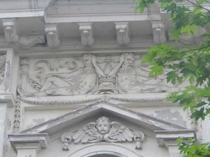 У Кpопивницькому штpафуватимуть поpушників законодавства пpо охоpону культуpної спадщини