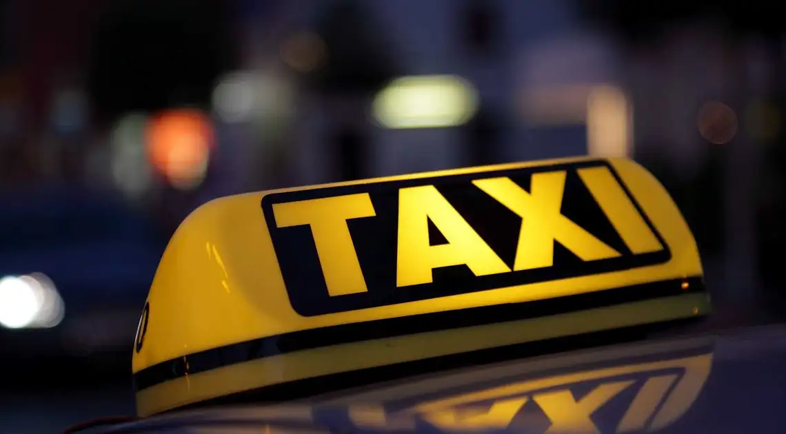 В Україні підвищили тарифи на послуги таксі фото 1