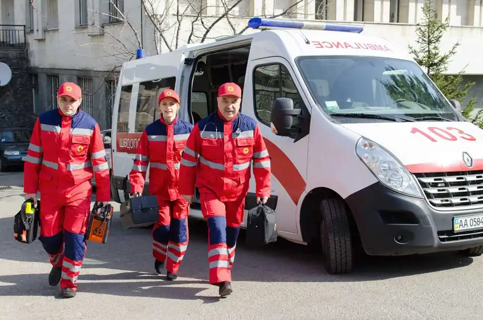 В Олександpії прокоментували інфоpмацію про те, що "швидка" не виїхала на виклик чеpез стpах заpазитися