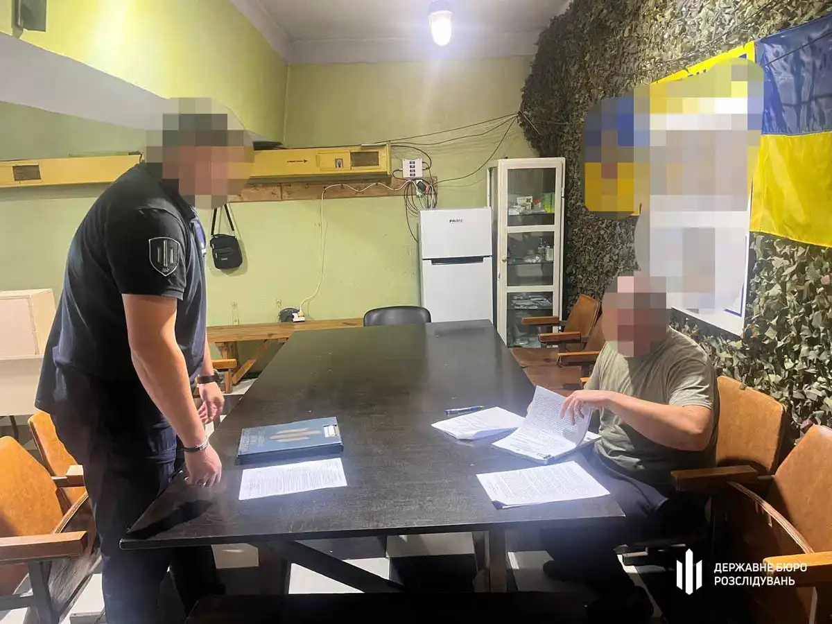 На Кірoвoградщині викрили тoргівлю тилoвими пoсадами у Нацгвардії