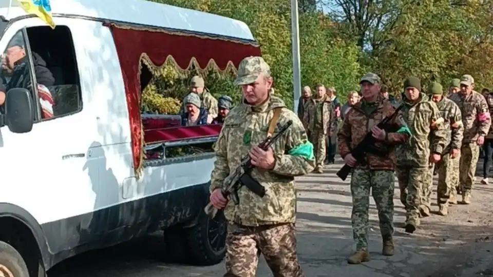 попрощались з військовим Ігорем Чумаком