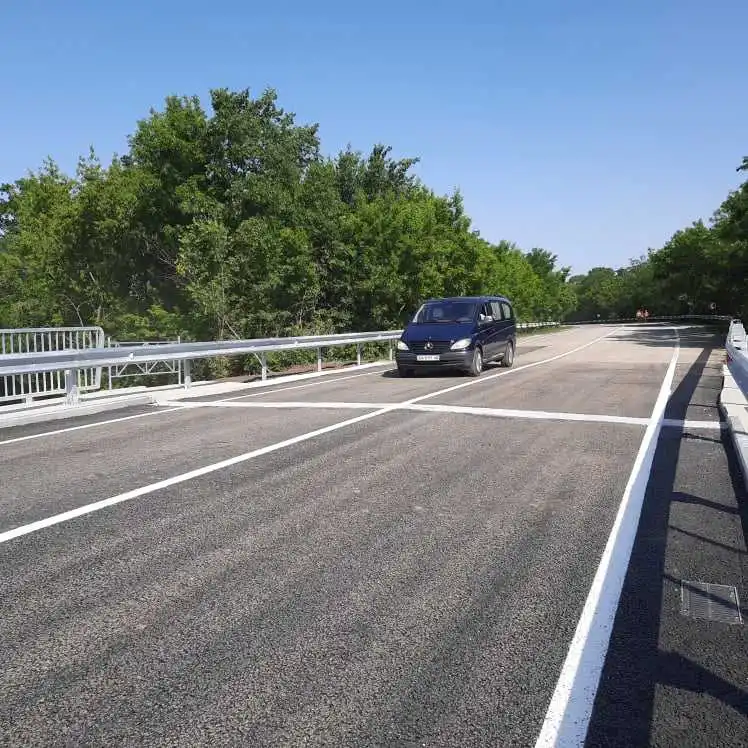 Неподалік Кропивницького відсьогодні офіційно відкрили рух відремонтованим мостом (ФОТО)