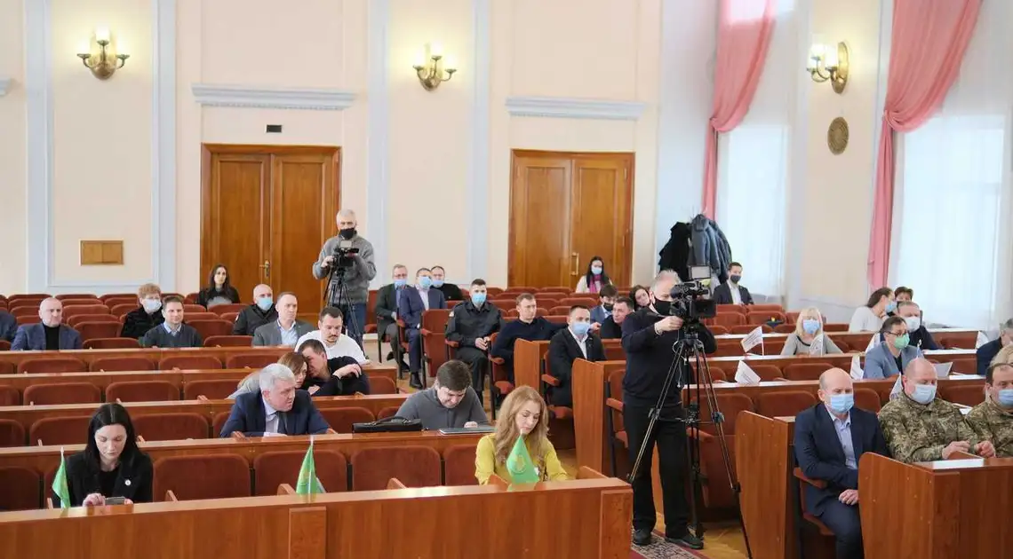 Як працювали депутати міської ради під час засідання сесії (ФОТОРЕПОРТАЖ) фото 1