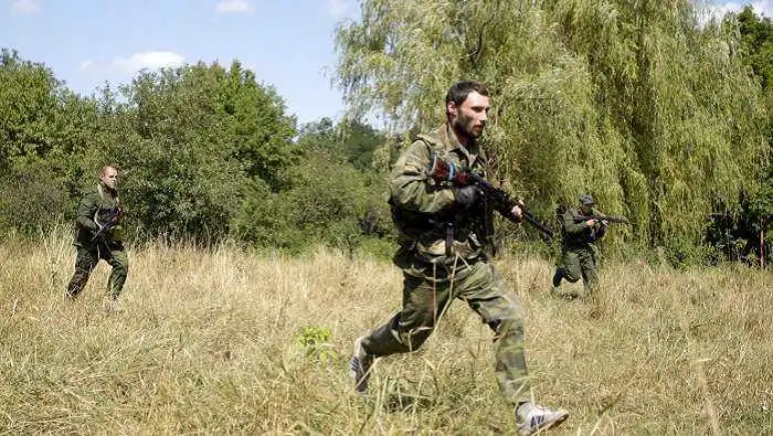 Український комбриг продемонстрував, як «брали» ДРГ бойовиків (ФОТО)