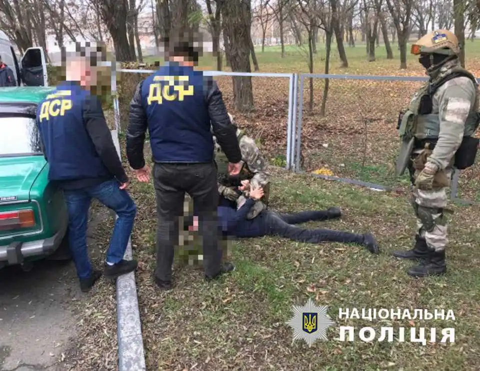 На Кіpовогpадщині за вимагання грошей затpимали учасників злочинної гpупи (ФОТО)