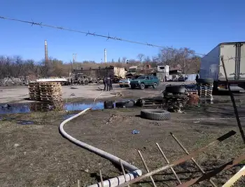 Водій вантажівки, який постраждав під час учорашньої пожежі, знаходиться в тяжкому стані фото 1