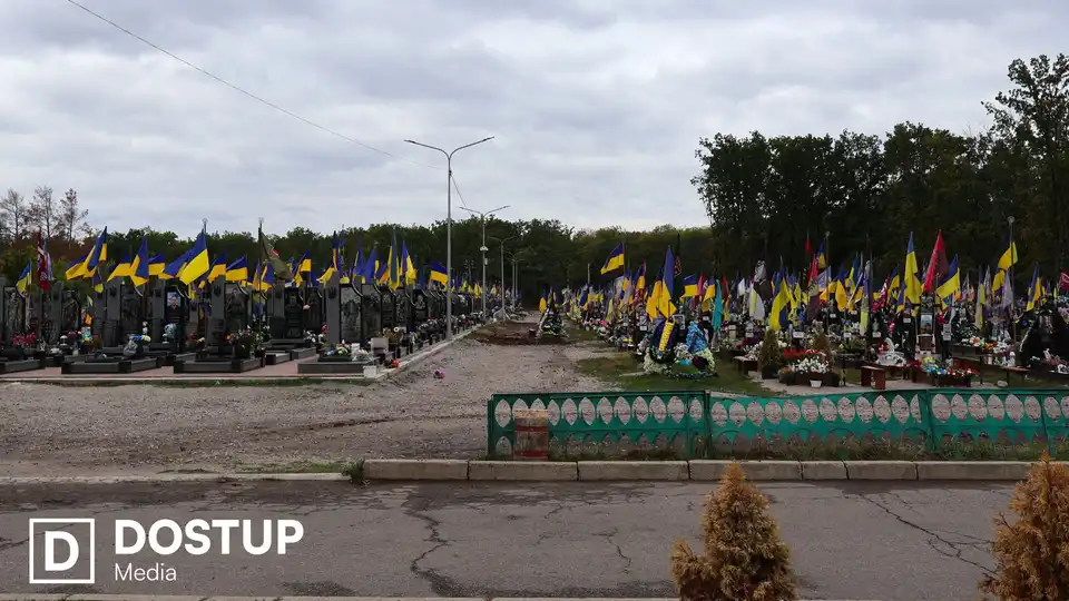 Роботи тривають четвертий рік: як просувається облаштування Алеї почесних поховань у Кропивницькому