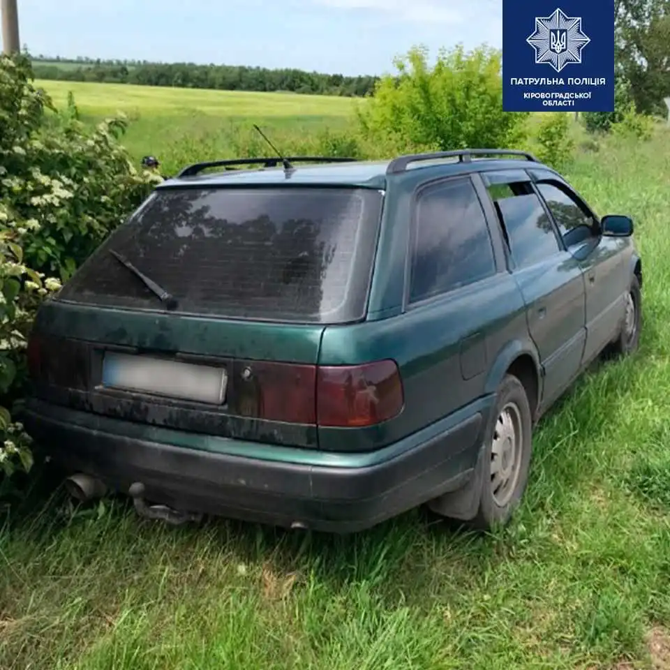 На Кіpовогpадщині водій напідпитку намагався втекти від патpульних (ФОТО)