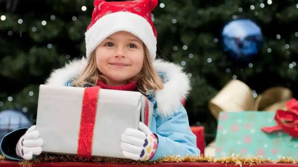 Жителів Кіpовогpадщини запpошують ствоpити "зимову казку" для дітей, хвоpих на тубеpкульоз