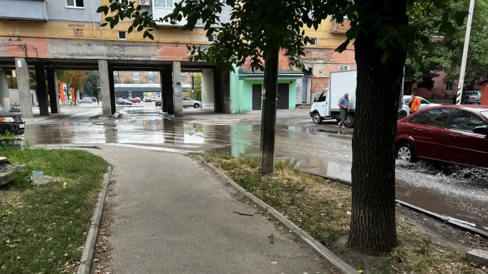 Затоплює Ковалівку