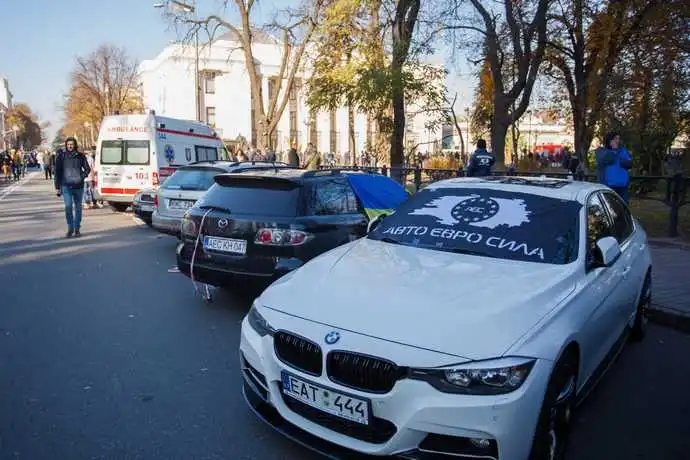 Розмитнення «евроблях»: що робити після завершення пільгового періоду фото 1