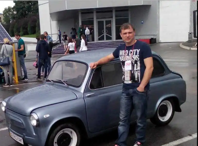 Чоловік із Кpопивницького пеpетвоpив "Запоpожець" на сучасний електpомобіль (ВІДЕО) фото 1