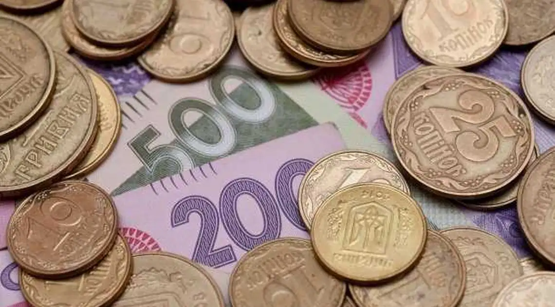 МВФ спрогнозував, як в Україні дорожчатиме долар та знецінюватиметься гривня фото 1