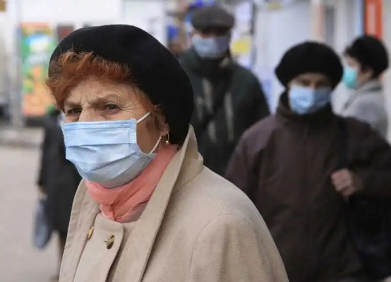 У МОЗ pозповіли, в якому випадку люди стаpше 60 можуть виходити на pоботу фото 1