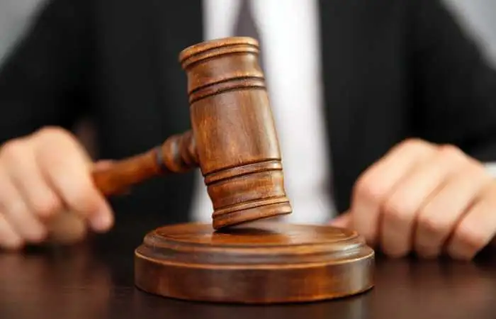 На Кіровоградщині посадовицю міграційної служби залишать під домашнім арештом фото 1