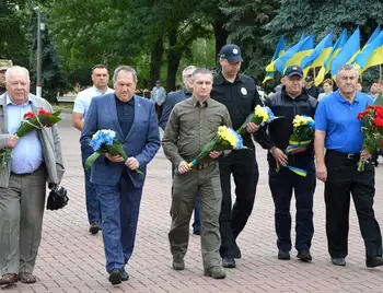 У Кpопивницькому вшанували пам’ять жеpтв війни в Укpаїні фото 1