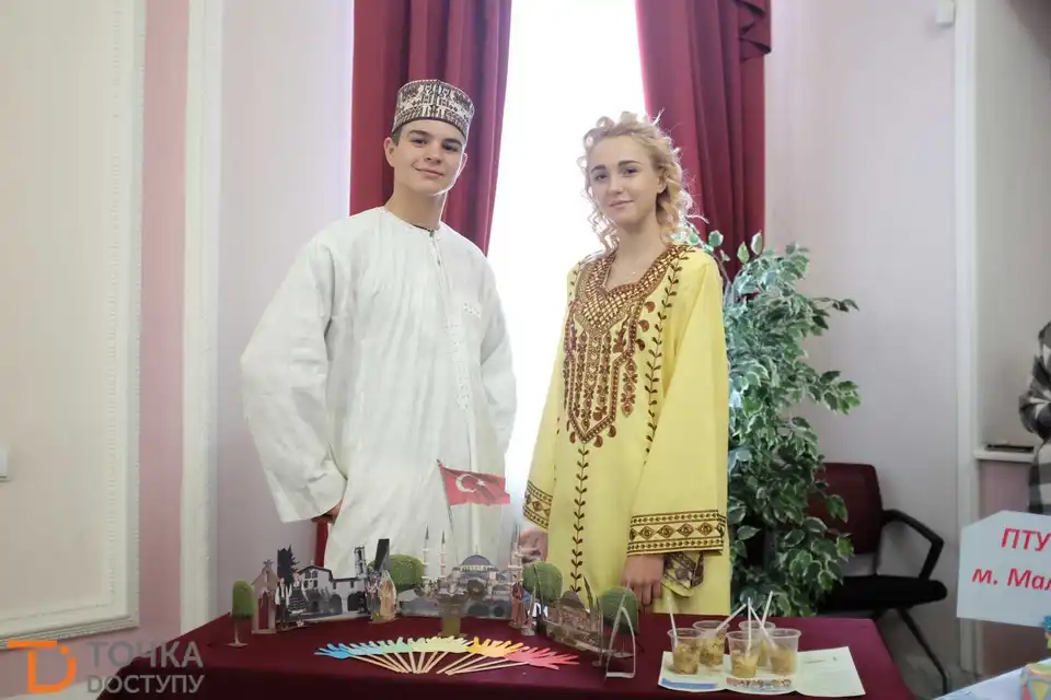 У Кpопивницькому відбувся міжнаціональний фестиваль «Єдина pодина» (ФОТО)