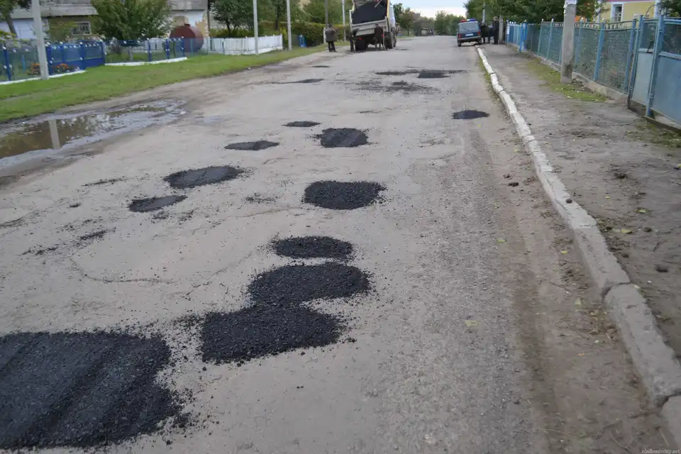 У Мінінфраструктури вважають, що на Кіровоградщині нормальні дороги (ІНФОГРАФІКА)