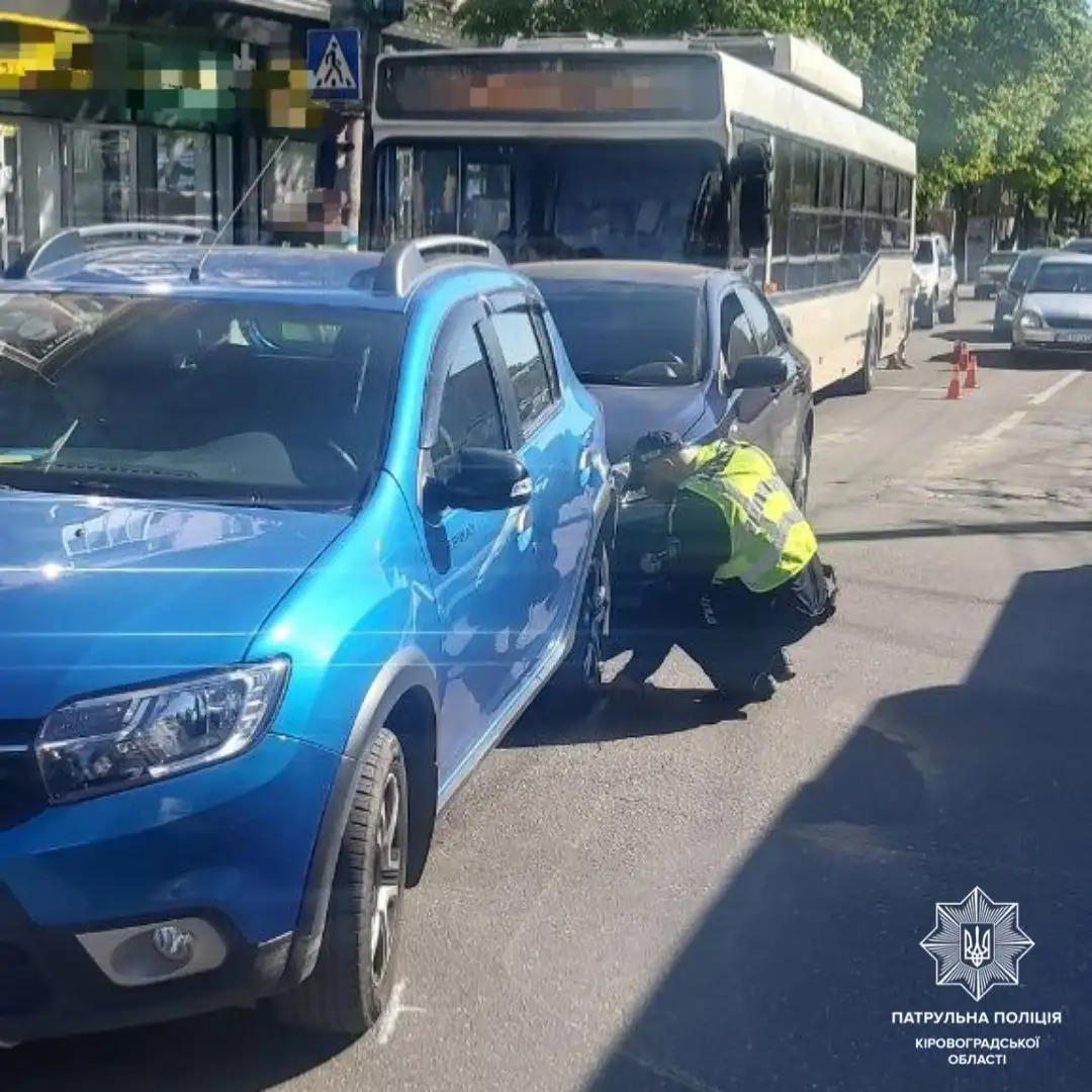 ДТП з тролейбусом у Кропивницькому