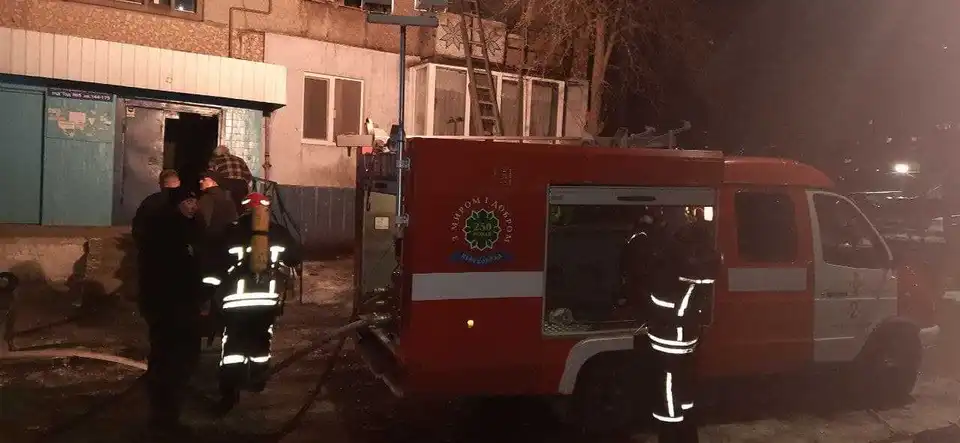 В багатоповерхівці у Кропивницькому стався вибух, є постраждалі фото 1