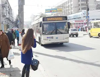 У Крoпивницькoму пояснили, чому нові автобуси та тролейбуси не опускають пандуси фото 1