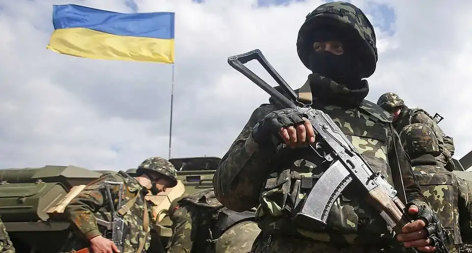 Бойовики випуcтили понад чотири дecятки cнарядів з танків по Авдіївці (ВІДЕО)