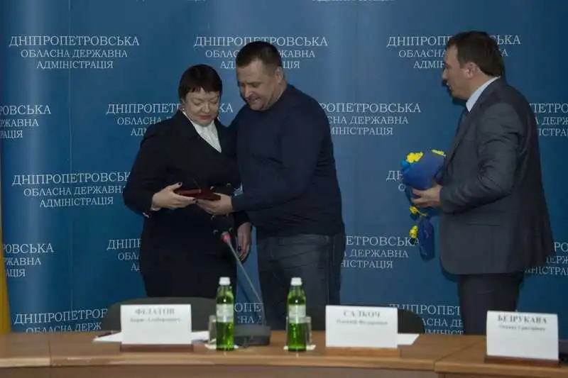 Волонтера з Кіровоградщини відзначив Президент України (ФОТО) фото 2