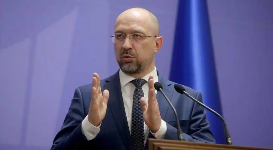 Уряд розробляє стратегію виходу з карантину вже у травні - Денис Шмигаль (ІНФОГРАФІКА)