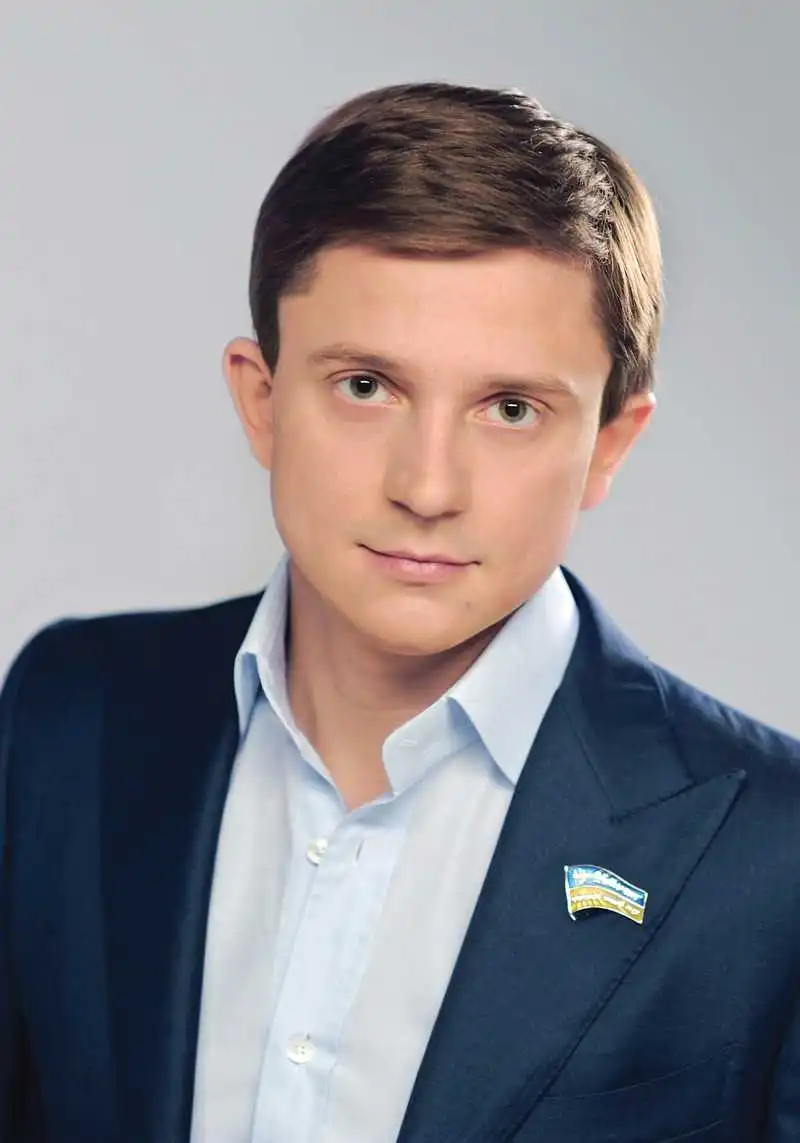 «Кіровоградець» Олесь Довгий: Генеральна прокурaтурa не бaчить cклaду злочину фото 1