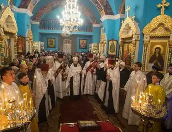 У Кіровоградських храмах тривають різдвяні служби (ФОТОРЕПОРТАЖ) фото 1