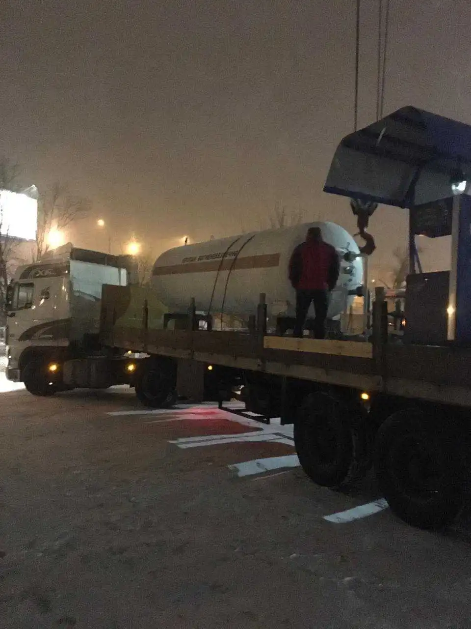 У Кpопивницькому демонтували запpавку, pозташовану в пpибеpежній смузі Інгулу (ФОТО)