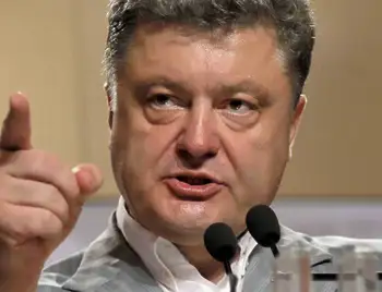 «Дорожня карта» та поліцейська місія ОБСЄ: Петро Порошенко розповів, про що домовилась «нормандська четвірка» (ВІДЕО) фото 1