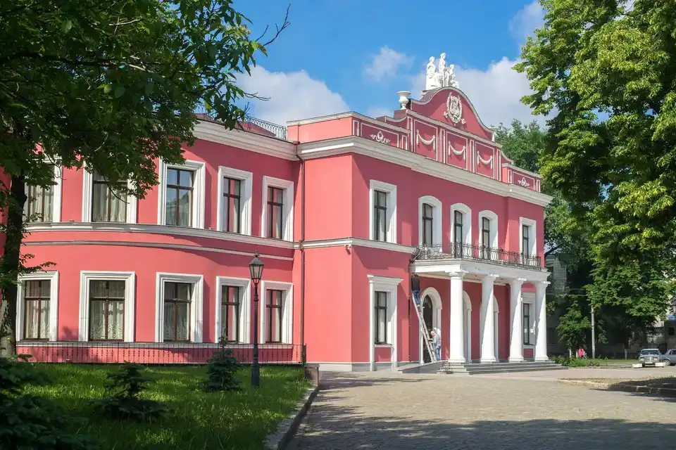 Вересневі самоцвіти-2025: у Кропивницькому презентували програму театрального фестивалю