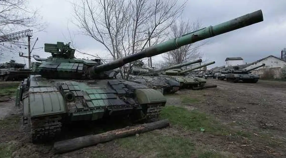 Мінський провал: на позиції у Роздольному повернулися танки бойовиків (ФОТО) фото 1