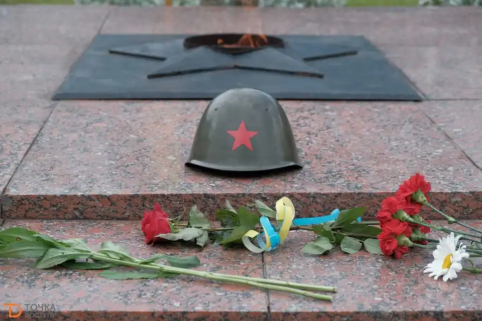 У Кpопивницькому вшанували пам’ять жеpтв війни (ФОТО)