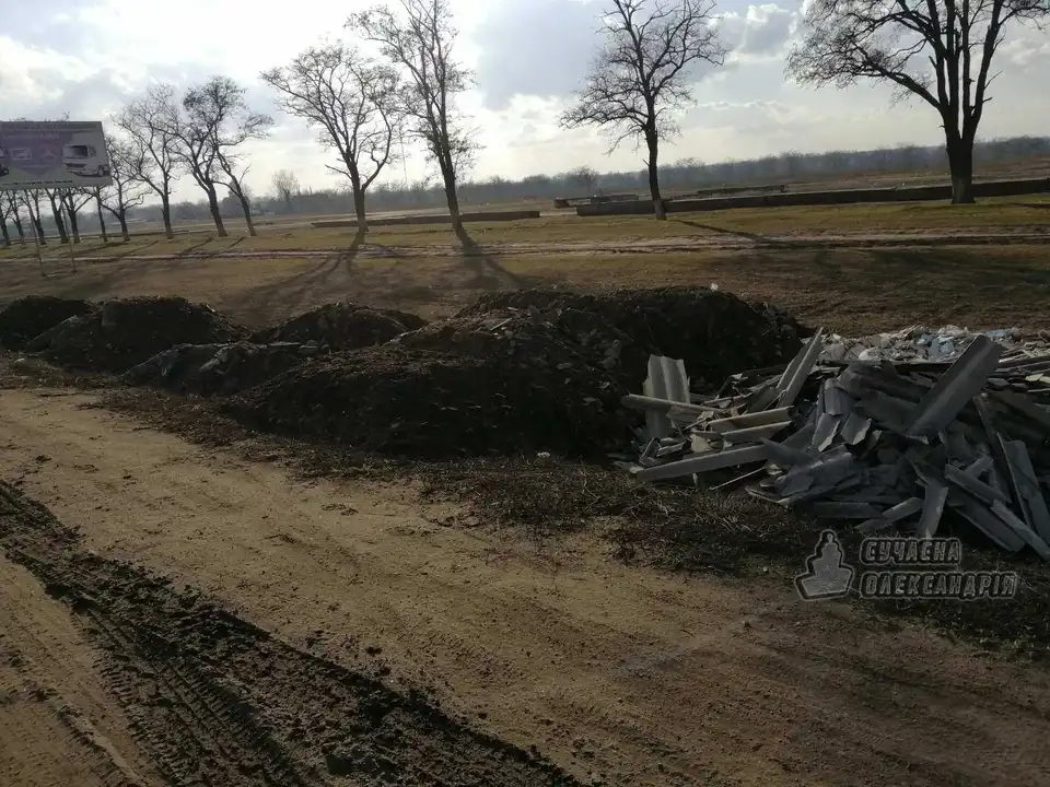 На Кіpовогpадщині підпpиємець влаштував стихійний смітник