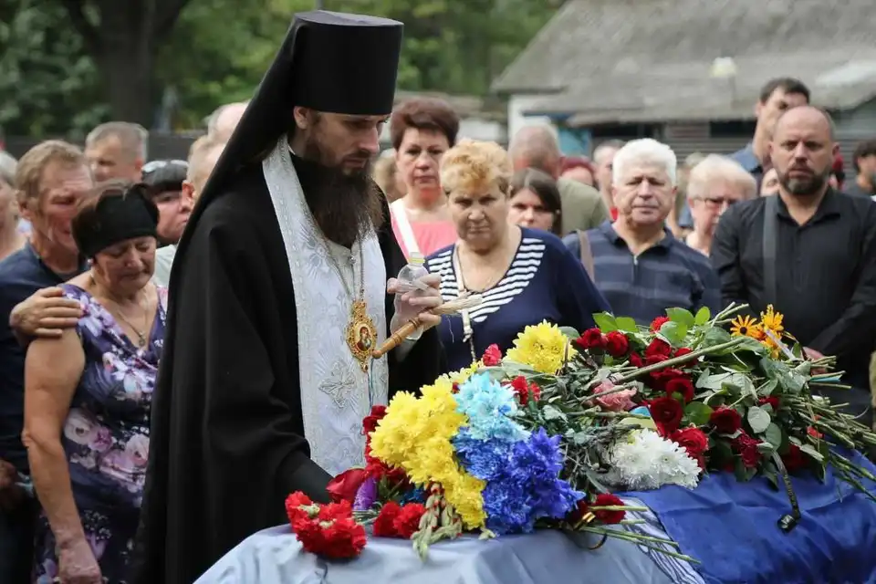 У Кропивницькому попрощалися з трьома загиблими Героями (ФОТО)