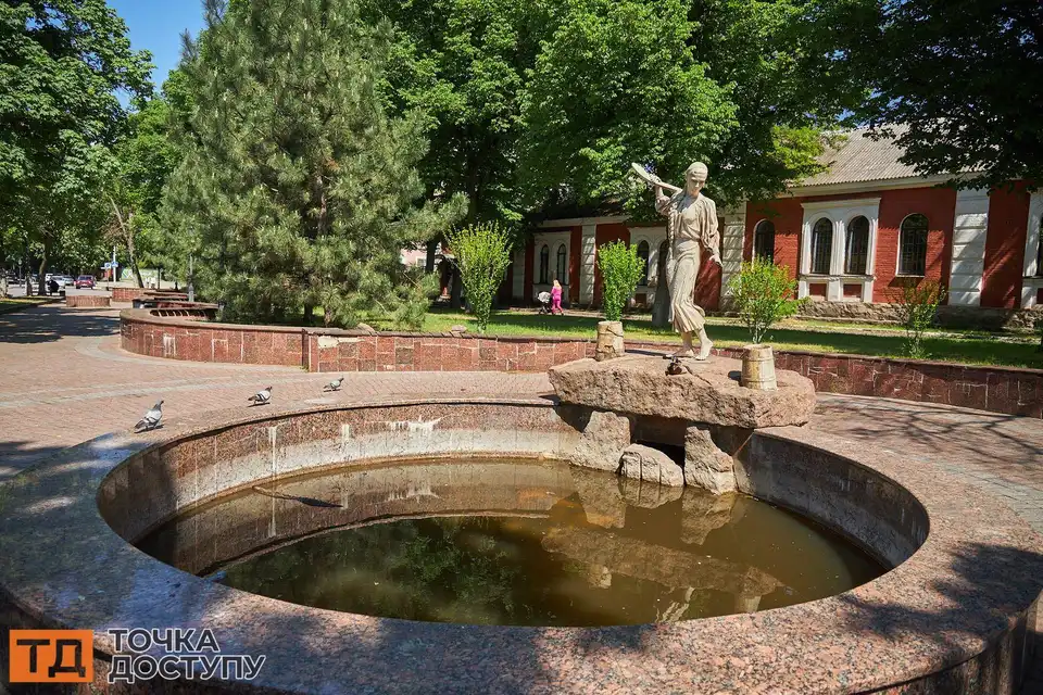 Фонтан у Кропивницькому