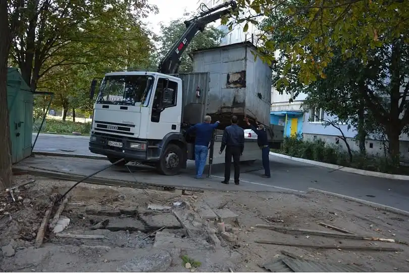 демонтаж МАФів у Кропивницькому