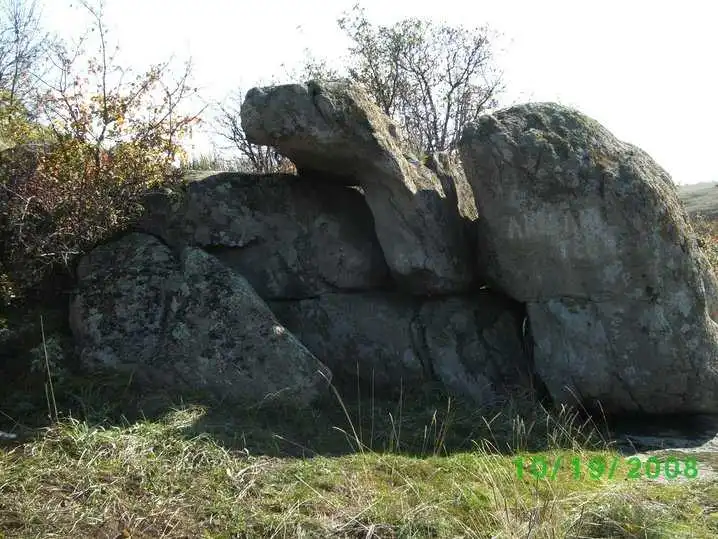 Монастирище: місце, яке вміє себе захищати фото 1
