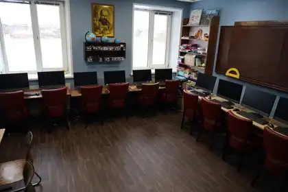 комп’ютерна техніка для шкіл від УкрКредитФінанс