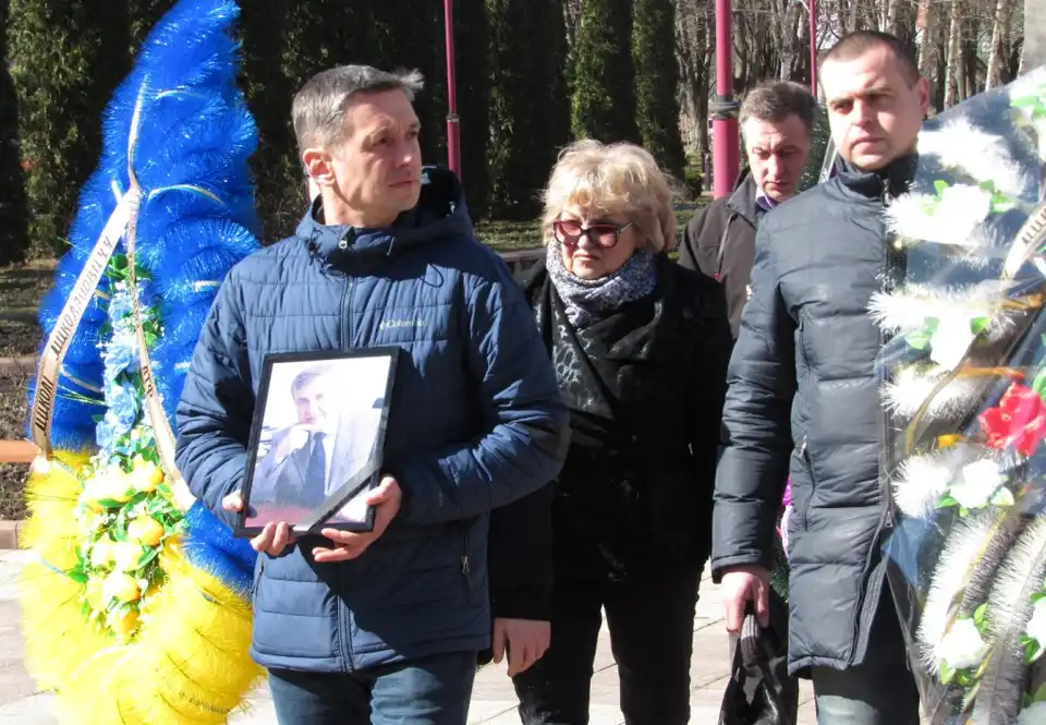 попрощалися з Миколою Петренком